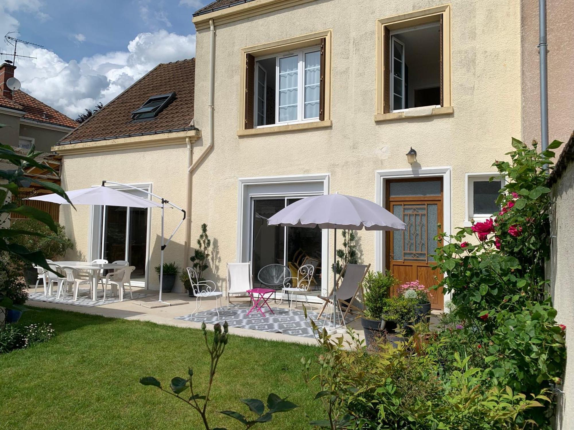 Le Claugi Villa Damery  Екстериор снимка